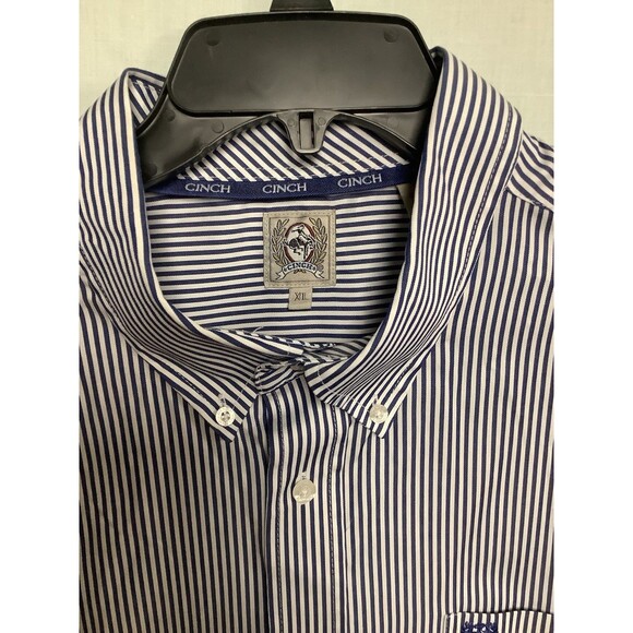 Cinch Men's Classic Fit Long Sleeve Button One Open Pocket Stripe Shirt, XL - Picture 2 of 7